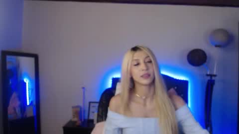 Snapshot of _lia_baby chatting on September 24, 2025, 2:09 pm Lia online show from September 24, 2025, 2:09 pm