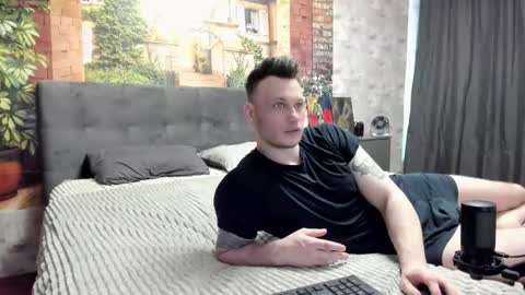 Snapshot of _litteangie_ chatting on May 3, 2026, 2:39 am _litteangie_ online show from May 3, 2026, 2:39 am