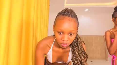 Littlevenus online show from March 13, 2026, 2:18 am