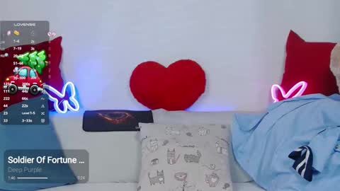 Snapshot of _lorik chatting on January 14, 2025, 12:43 am online show from January 14, 2025, 12:43 am