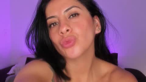   online show from November 25, 2025, 1:49 am