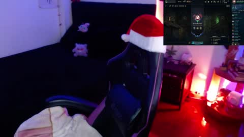 Queen.  Help me reach 100 thumbs up  online show from December 30, 2024, 9:40 pm