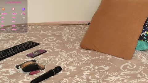 Lullaby online show from November 12, 2025, 3:01 pm