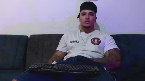 STIVEN online show from March 12, 2026, 3:23 am