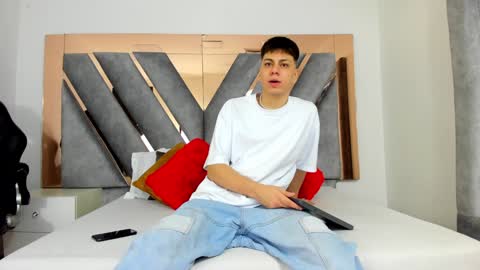 Snapshot of _maaf chatting on January 21, 2025, 2:15 pm _maaf online show from January 21, 2025, 2:15 pm