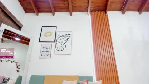 Snapshot of _madison_cooper_ chatting on September 22, 2025, 2:30 pm Madison Cooper online show from September 22, 2025, 2:30 pm