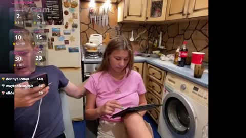 Snapshot of _magic_kis chatting on September 9, 2025, 8:08 pm _magic_kis online show from September 9, 2025, 8:08 pm