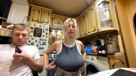 _magic_kis online show from April 6, 2026, 3:46 pm