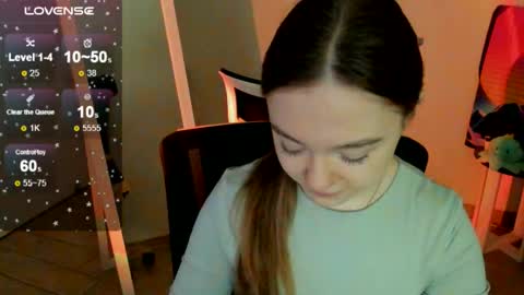 Snapshot of _margoqueen_ chatting on November 18, 2025, 7:35 am Margo online show from November 18, 2025, 7:35 am