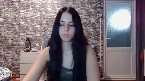  Mari  online show from February 11, 2026, 7:35 am