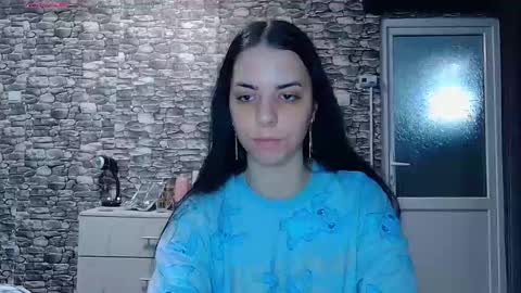  Mari  online show from March 17, 2026, 8:28 am