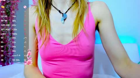 Snapshot of _mari_so chatting on May 13, 2026, 10:23 am Scarlett online show from May 13, 2026, 10:23 am
