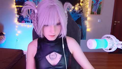 Mariko online show from December 13, 2024, 3:00 pm