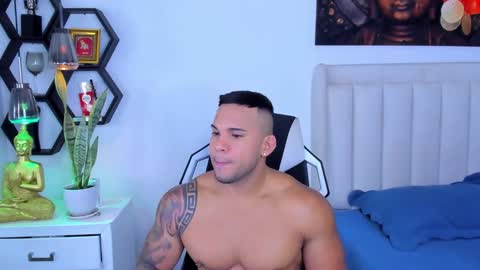 Snapshot of _matthew_santos_ chatting on October 28, 2025, 10:01 pm _matthew_santos_ online show from October 28, 2025, 10:01 pm