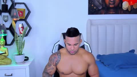 Snapshot of _matthew_santos_ chatting on October 29, 2025, 11:17 pm _matthew_santos_ online show from October 29, 2025, 11:17 pm