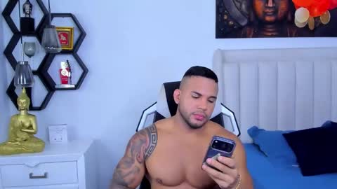 Snapshot of _matthew_santos_ chatting on November 12, 2025, 11:36 pm _matthew_santos_ online show from November 12, 2025, 11:36 pm