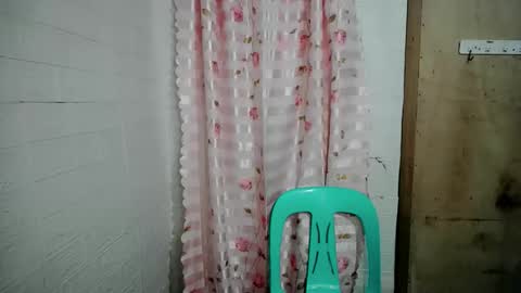 Snapshot of _maureen_ chatting on March 3, 2026, 5:13 am _maureen_ online show from March 3, 2026, 5:13 am