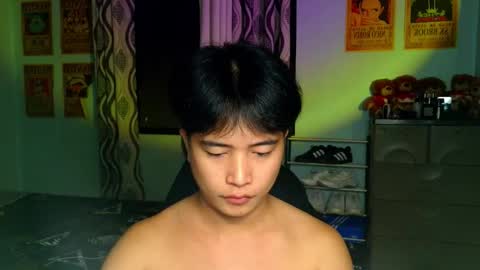 Snapshot of _maxurbate chatting on January 19, 2026, 11:03 am MAX Dont forget to follow online show from January 19, 2026, 11:03 am