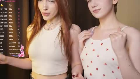 Snapshot of _medal_of_horny_ chatting on March 7, 2026, 7:38 am Elva and Kate online show from March 7, 2026, 7:38 am