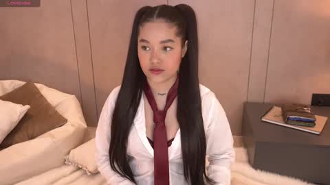 Snapshot of _meghan_gomez1_ chatting on December 6, 2024, 2:06 pm     online show from December 6, 2024, 2:06 pm