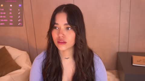 Snapshot of _meghan_gomez1_ chatting on December 18, 2024, 2:06 pm     online show from December 18, 2024, 2:06 pm