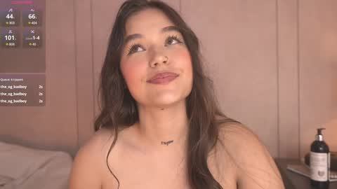 Snapshot of _meghan_gomez1_ chatting on February 1, 2025, 7:55 pm     online show from February 1, 2025, 7:55 pm