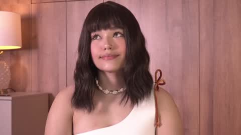 Snapshot of _meghan_gomez1_ chatting on October 28, 2025, 8:11 pm     online show from October 28, 2025, 8:11 pm