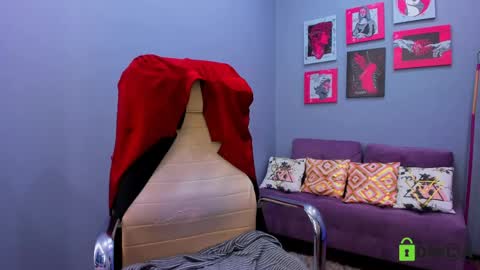 Melissa online show from April 7, 2026, 9:26 pm