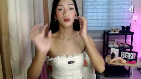 Snapshot of _mellyxxx chatting on March 27, 2026, 8:09 am Melly online show from March 27, 2026, 8:09 am