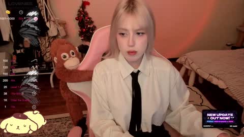 Snapshot of _meowmiko__ chatting on January 25, 2025, 9:25 pm miko3 online show from January 25, 2025, 9:25 pm