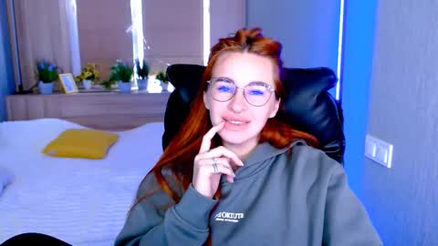 Snapshot of _mi_amore chatting on September 28, 2025, 7:36 am _mi_amore online show from September 28, 2025, 7:36 am