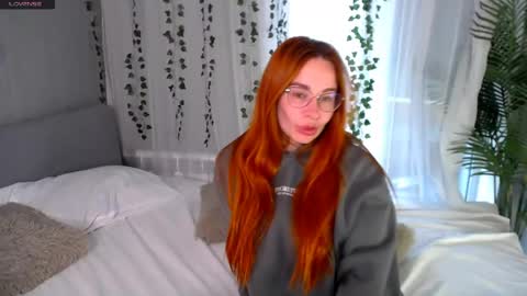 Snapshot of _mi_amore chatting on April 14, 2026, 5:24 am _mi_amore online show from April 14, 2026, 5:24 am