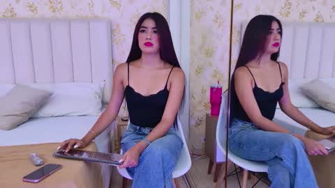 Mia Monroe online show from September 21, 2025, 7:37 pm