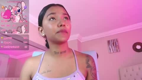 Paula online show from April 15, 2026, 7:58 pm