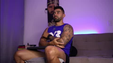 Snapshot of _mikestone chatting on March 27, 2026, 11:48 pm soy mike online show from March 27, 2026, 11:48 pm