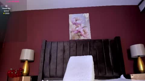 _mila_dyva online show from June 25, 2026, 12:31 pm