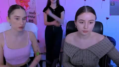 Snapshot of _mila_fire chatting on April 29, 2026, 9:02 am your Mila online show from April 29, 2026, 9:02 am