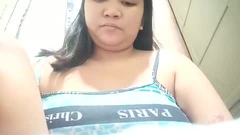 _milkytitsmomxx_ online show from March 14, 2026, 6:13 pm