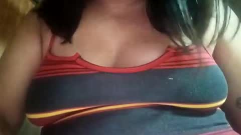 _milkytitsmomxx_ online show from March 27, 2026, 5:34 pm
