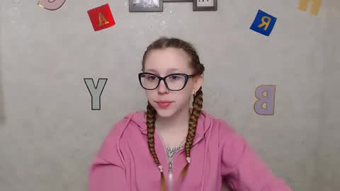 Snapshot of _miraterri_ chatting on February 22, 2025, 11:35 am Mira online show from February 22, 2025, 11:35 am