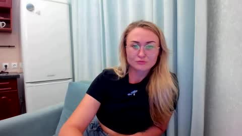 Eva online show from September 8, 2025, 8:08 pm