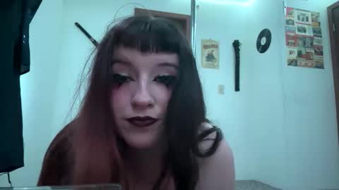 Snapshot of _miss_marie_ chatting on October 30, 2025, 10:32 pm _miss_marie_ online show from October 30, 2025, 10:32 pm