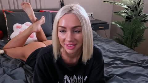 alienmito online show from February 18, 2026, 1:12 am