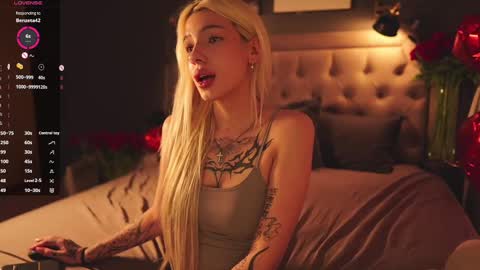 Snapshot of _miumiu_ chatting on February 16, 2025, 9:59 am Sasha online show from February 16, 2025, 9:59 am