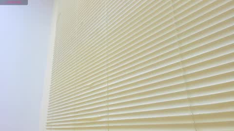 _molly_rosse_ online show from October 21, 2025, 12:39 pm