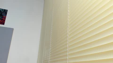 _molly_rosse_ online show from December 3, 2025, 11:52 am