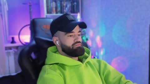 Ask me online show from January 6, 2025, 3:20 am