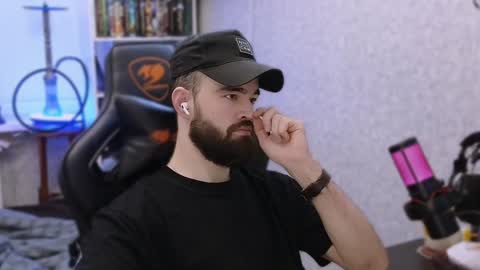 Ask me online show from January 23, 2025, 8:46 am