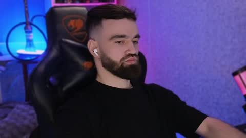 Ask me online show from January 26, 2025, 5:44 pm