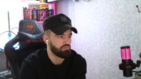 Ask me online show from February 7, 2025, 11:12 am